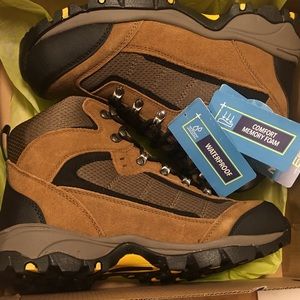 Size 10.5 Men’s Leather Work-Hiking Boots Waterproof Brand- New